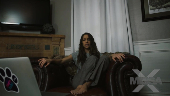 The sister received the disc and was fucked by a ghost.