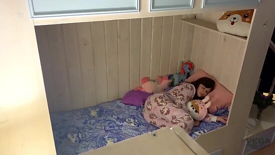 Young stepfather fucks sleeping stepdaughter after bedtime story
